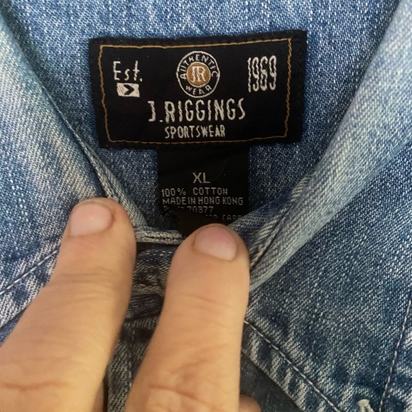 J RIGGINS Men’s denim Xl button down shirt - Picture 2 of 3